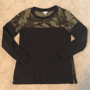 LL Bean Camo Sweatshirt